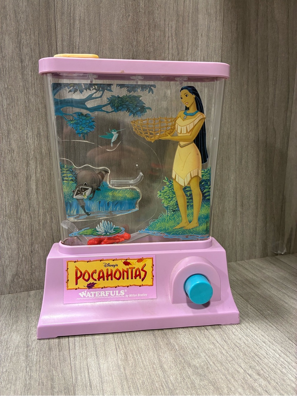 DISNEY POCAHONTAS WATER GAME - WATERFULS - MILTON BRADLEY TOYS READ